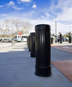 r-7535蓝天下的装饰纺织品